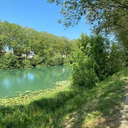 شقة Bienvenue Au Quai 27 إيبيرني المظهر الخارجي الصورة